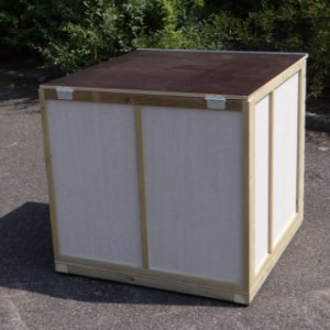 Ściany budy nocnej Easy są wyposażone w izolację