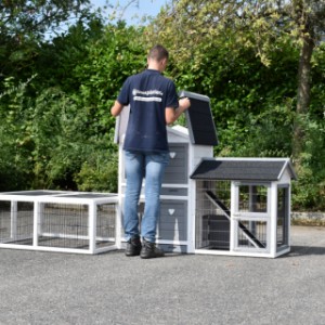 Klatka dla królików Double Small ma uchylny dach