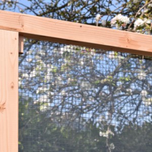 Płyty z pleksi mają grubość 3 mm