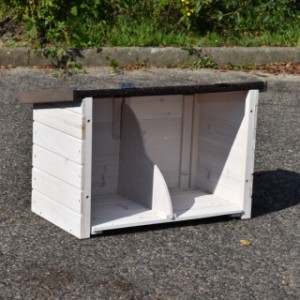 Dach gniazda lęgowego Small jest wyposażony we wkładaną pokrywę