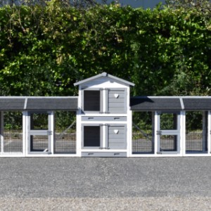 Klatka dla królików Double Small z 4 wybiegami zapewnia dużo miejsca dla Twoich królików