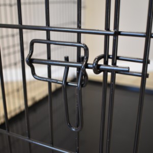 Klatka dla psów 3XL | Każde drzwi są wyposażone w 3 przesuwne zamknięcia