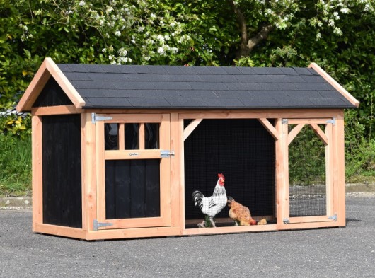 Kurnik Belle 2 ze spiczastym dachem · douglas/czarny · 254x129x140cm