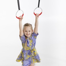 Wykonuj triki na dołączonych pierścieniach