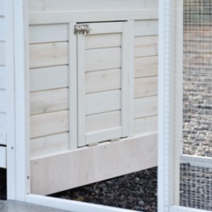 Drzwiczki nocnej części Ambiance Large pełnią jednocześnie funkcję rampy